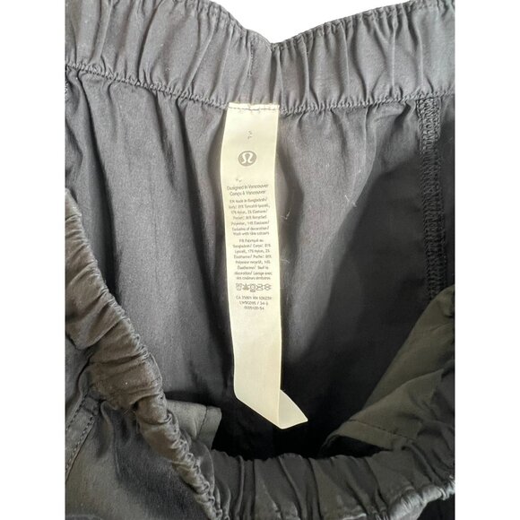 Lululemon Black Lightweight Mid Rise Adjustable Cargo Pant Size Small Damaged - Picture 6 of 6